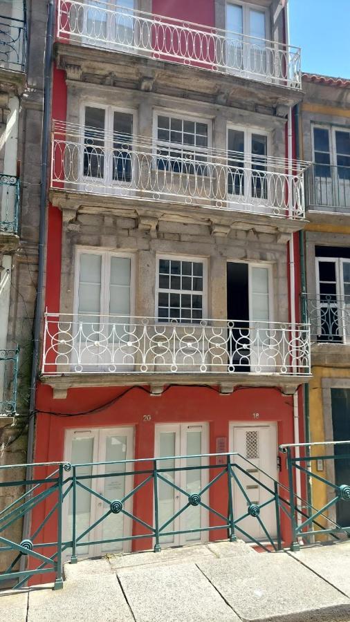 Aposentus - St Francisco Studio Apartment Porto Luaran gambar
