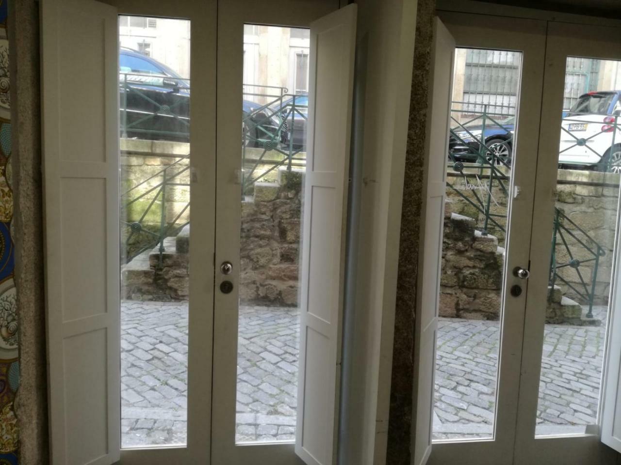 Aposentus - St Francisco Studio Apartment Porto Luaran gambar